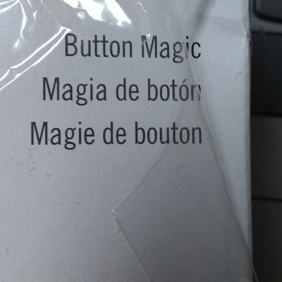 Singer Button Magic - Picture 3 of 5